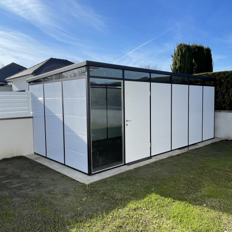 Modulares Gartenhaus isoliert 6x3m mit schwarzen Profilen - inkl. Fußboden - Everbox